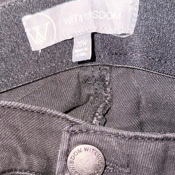 NWT Wit & Wisdom Madison High Rise Itty Bitty More Boot - Black Washed - Picture 7 of 8